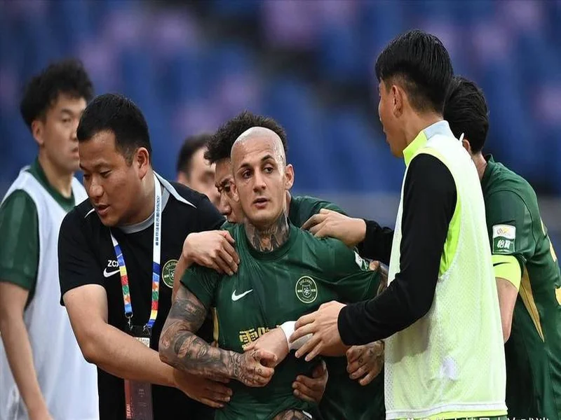 博主谈英博浙江半场：少了米特里策浙江难破防守，下半场浙江主攻